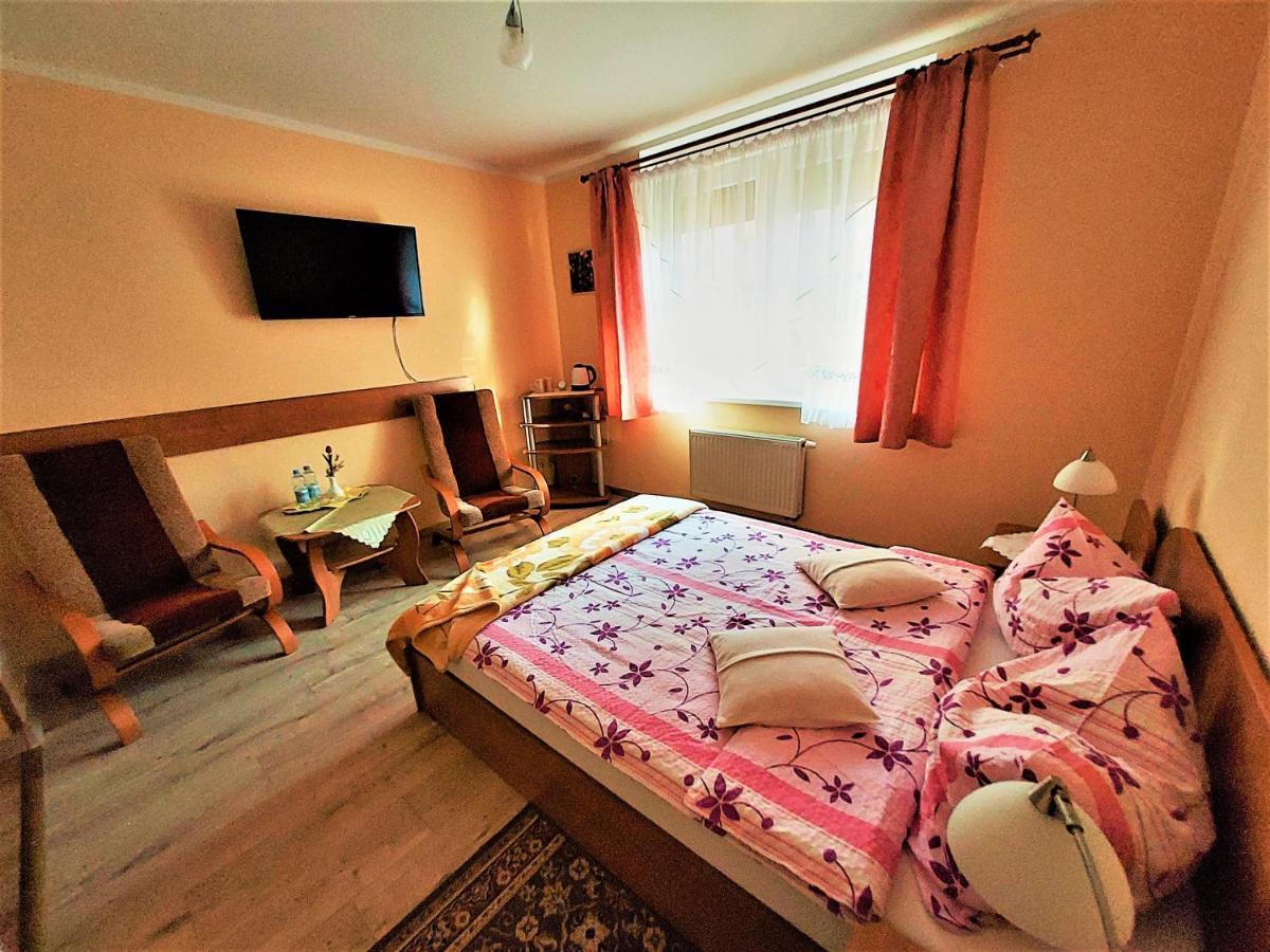 Aga - Komfortowe Pokoje Z Lazienkami - Aneks Kuchenny - Doskonala Lokalizacja Blisko Centrum - Parking W Cenie Pobytu - Zapraszamy! Karpacz Exterior foto